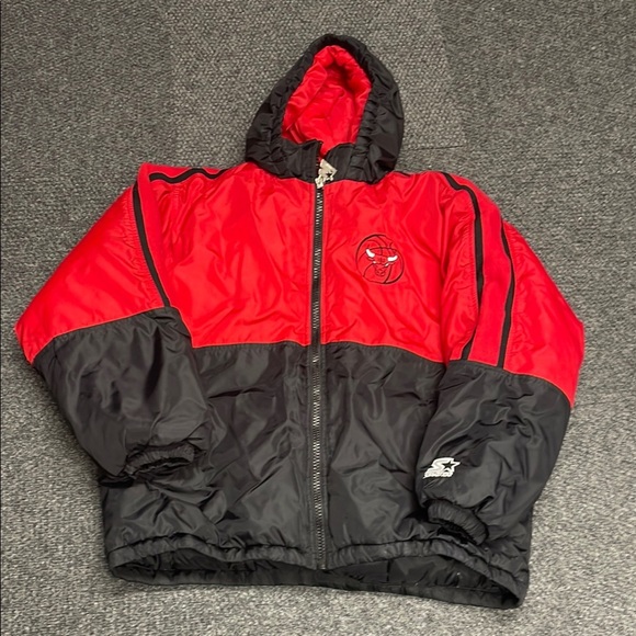 STARTER NBA Chicago Bulls Youth Jacket Red Black Vintage 90s 00s Large - Picture 1 of 7